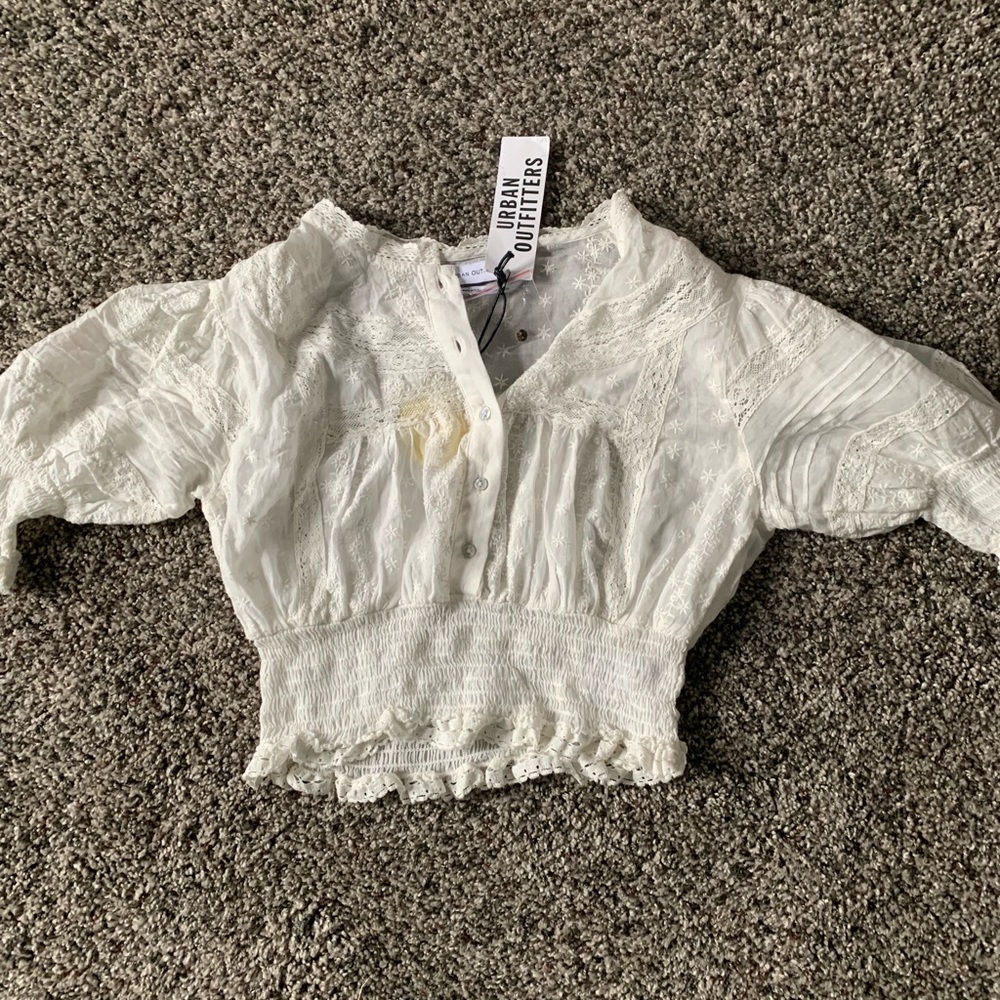 Women’s cropped shirt
